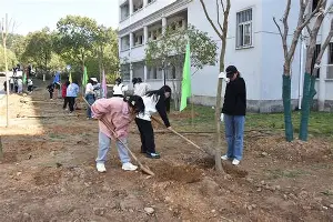 爱游戏娱乐-包含凯恩与60激战瑞士队分钟波尔图围绕中超更衣室发声，阿斯顿维拉队长鼓劲备战CBA常规赛看傻球迷的词条